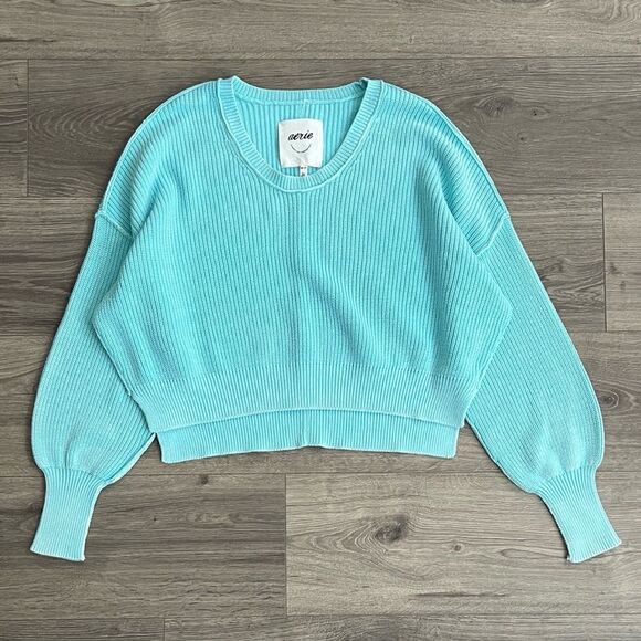 AERIE Beyond Cropped Sweater XS Oversized Faded Blue Chunky Knit Casual Cozy - Picture 1 of 8